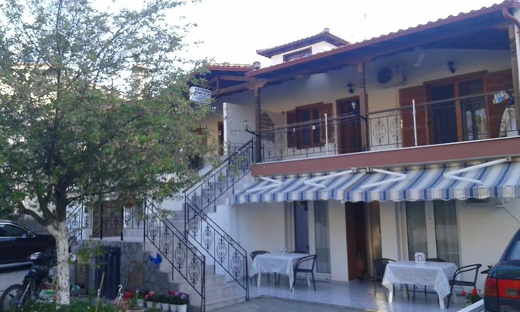 Katerinas Apartments Neos Marmaras 0*,