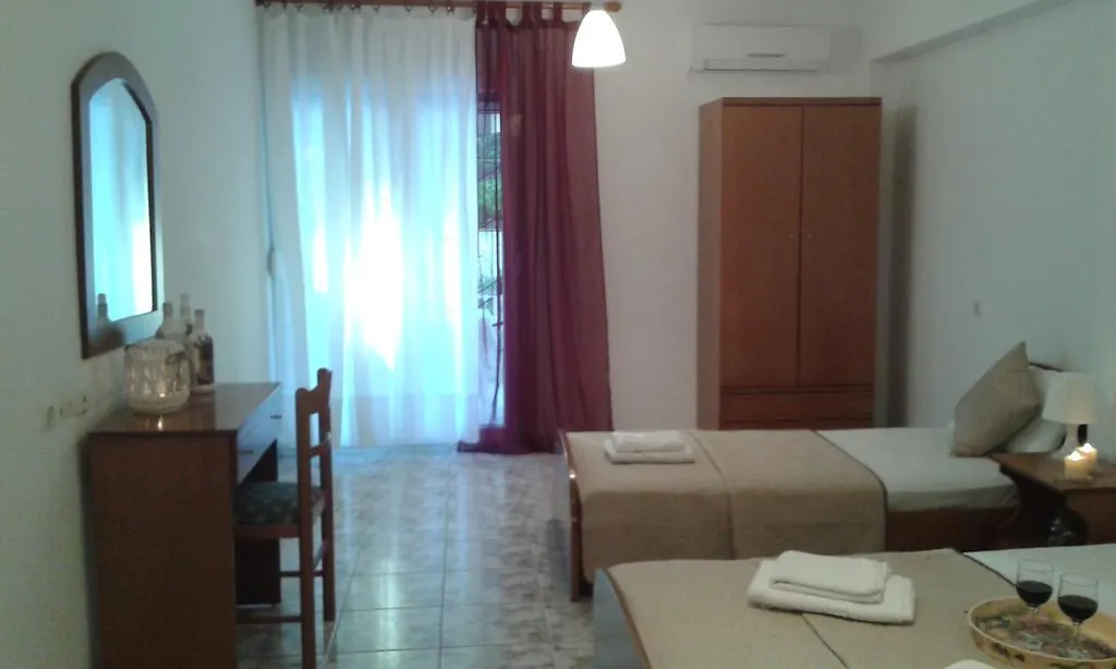 Katerinas Apartments Neos Marmaras
