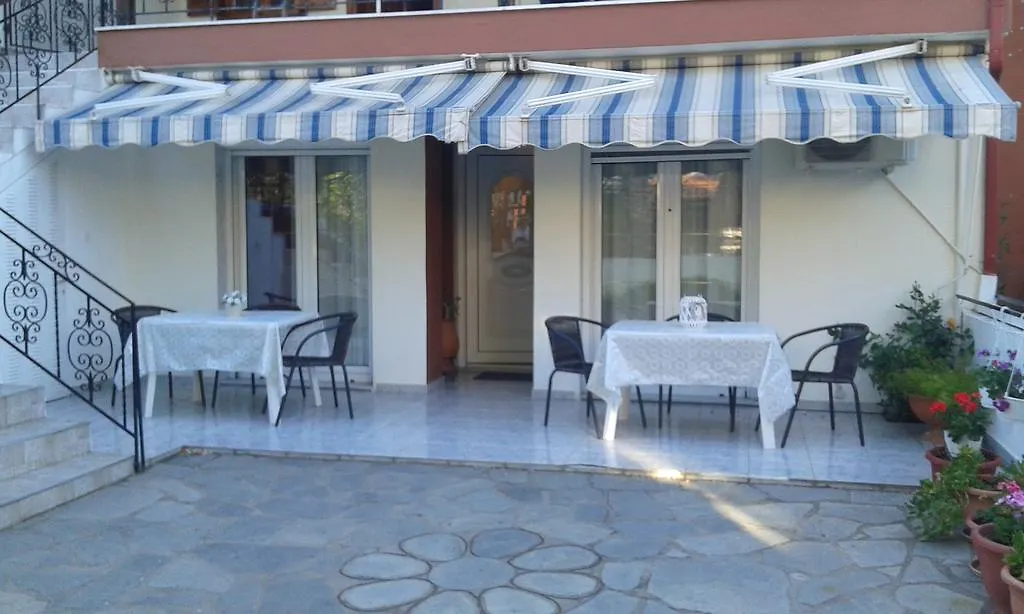 Katerinas Apartments Neos Marmaras